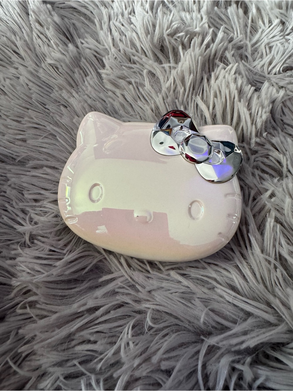 Hello Kitty Iridescent White Dish with Silver Bow Accent